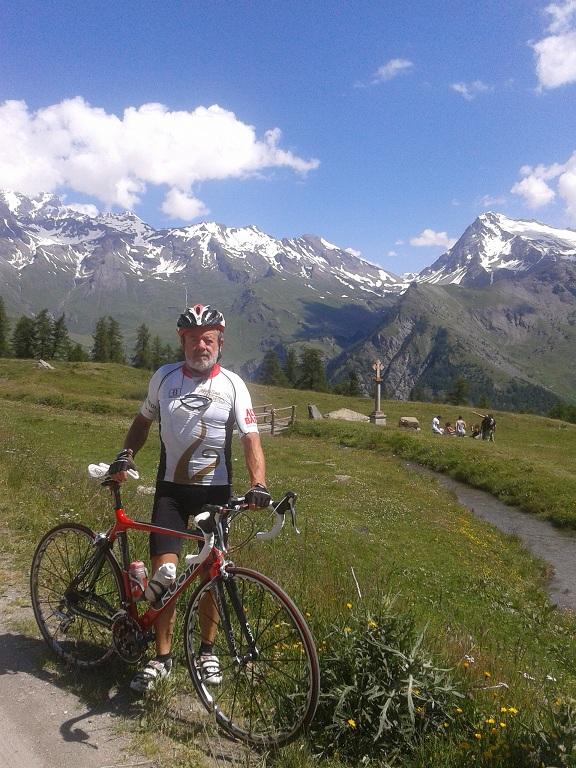 Plan Debat con lo sfondo del M.Gelè