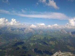 ..e il monte Bianco (ahime' qualche nuvola)
