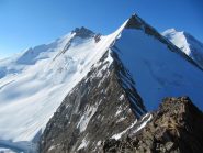 Uno sguardo alla cresta di salita al Hobarghorn