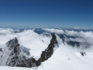 corno nero e piramide vincent
