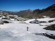 oltre il laghetto glaciale