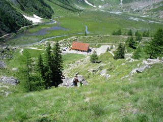 oltre il Combal(laghi) verso il Miage...Marco  in prima linea...