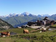 04 - partenza da Les Arcs 2000. Forti contrasti tra natura e presenza umana