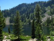 Lago Nero, una perla incastonata in una pietraia