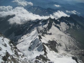 scorcio (molto limitato) del panorama dalla vetta