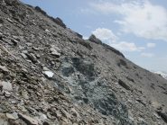 Lo spuntone roccioso a sx del quale siamo sbucati in cresta