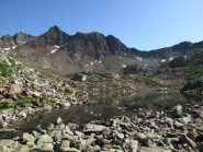Il primo dei laghi e dietro il Malinvern