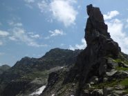 Al colle - il monolite e dietro il Tovo