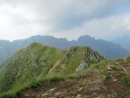 Serie di gobbe per arrivare al Cimone di Straolgio