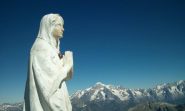 la Madonna di vetta con panorama