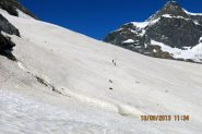 poco dopo avere messo i ramponi il facile ghiacciaio svizzero