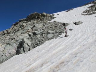 Ci si prepara a risalire la pietraia