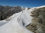 La crestina nevosa da cui si accede alla Cima Nord