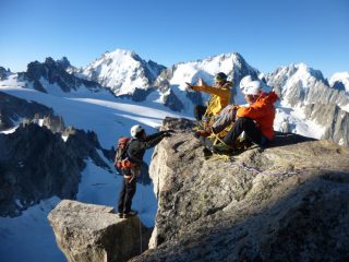 ....un piccolo slancio e sei su.......