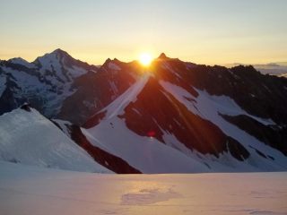 dopo la cresta, alba che non ha prezzo
