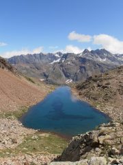 02 - Lac Long (768x1024)