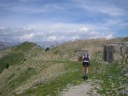 discesa tra quota 2512 m. e il Fort de la Grande Maye