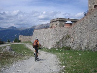 le mura del Fort de la Croix de Bretagne