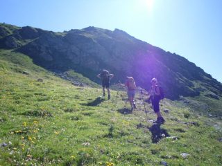 verso il Monte Paglietta sempre visibile....