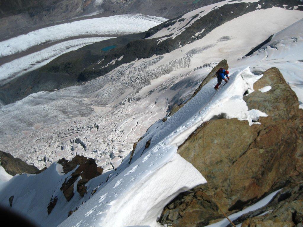 Sul bellissimo filo nevoso, sotto il Grenzgletscher