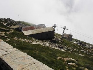 Speriamo di vedere nuovamente in funzione la Cestovia per la prossima stagione sciistica...