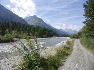 Pointe Soliet sullo sfondo