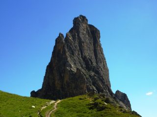 Rocca Castello dal sentiero T14
