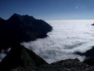 A valle ancora nuvole