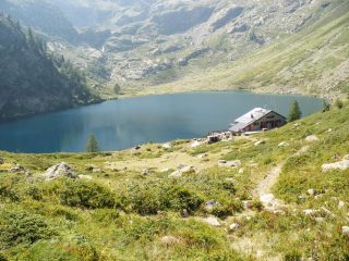 lago sottano di Sella e Rifugio
