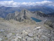 La pietraia tra il Pietrarossa e il Col Colmet