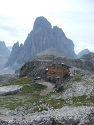 rifugio Pian di Cengia e Croda dei Toni