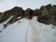 Stelvio ed Enrico salgono lungo la cresta NE...01 (23-8-2013)