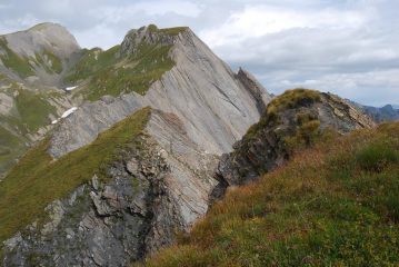 Il Creton du Midi visto dalla punta quota 2785 m