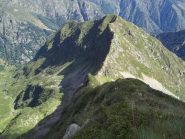 Masso dei Sesiani e Passo della Magna visi dalla cresta N del Cengio dell'Omo