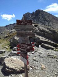 Colle del Beth, sullo sfondo il Ghinivert