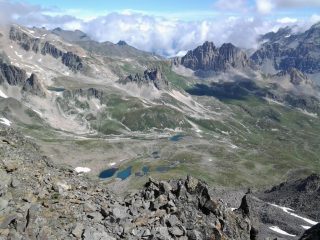 Dalla cima, i Serous e il gran Adritto