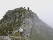 In cresta nella nebbia