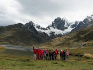 Laguna Mitucocha (4270 m.) alle spalle il Rondoy (5870 m.)