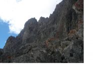 La selvaggia parete est del Peouvou..dalla cresta nord-est di salita..