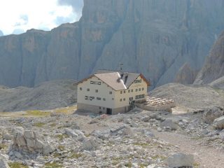 rifugio Franco Cavazza