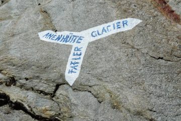 il bivio per la Anenhutte e il ghiacciaio che porta verso la Hollandia Hutte (30-8-2013)
