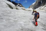 Davide ed Enrico nel primo tratto del Langgletscher (30-8-2013)