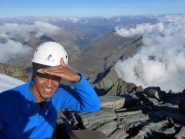 Domi scruta l'orizonte