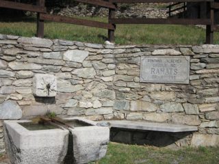 fontana lungo il sentiero