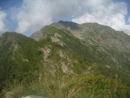 al passo di Vasnera con la cresta/dorsale da percorrere oggi