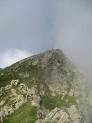 in prossimità della cima