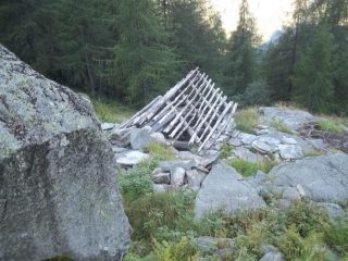 Alpe Corte Peccia (ruderi)