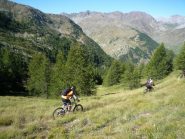 inizia la discesa dai Becchi Rossi