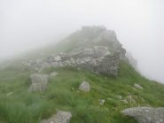 Resti di baita nella dorsale sotto la quota 2509 di Cresta Testona