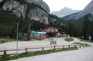 la Capanna Alpina, punto di partenza per la salita al Piz Lavarella (8-9-2013)